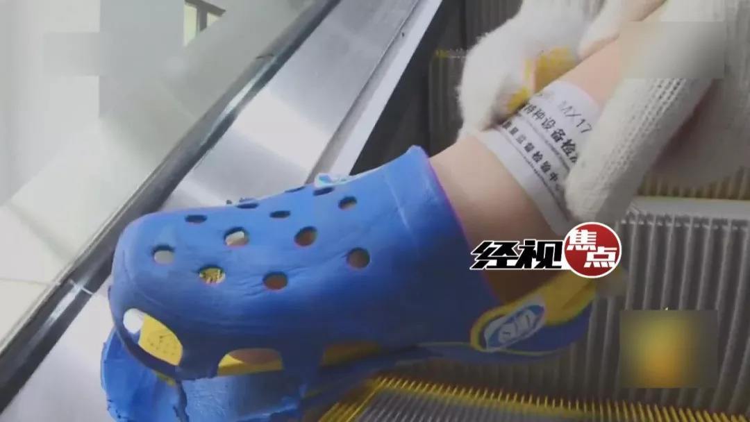 这种凉鞋很危险，夏天给孩子买鞋，千万注意这5点！